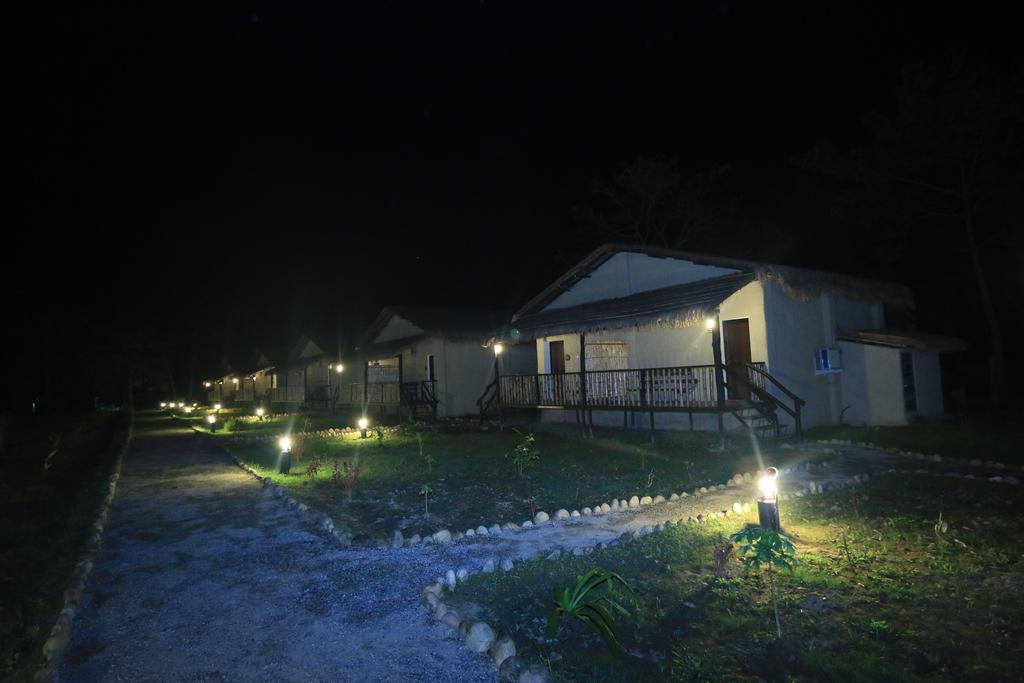 Siddhartha Wildlife Retreat Hotel Meghauli Exterior foto